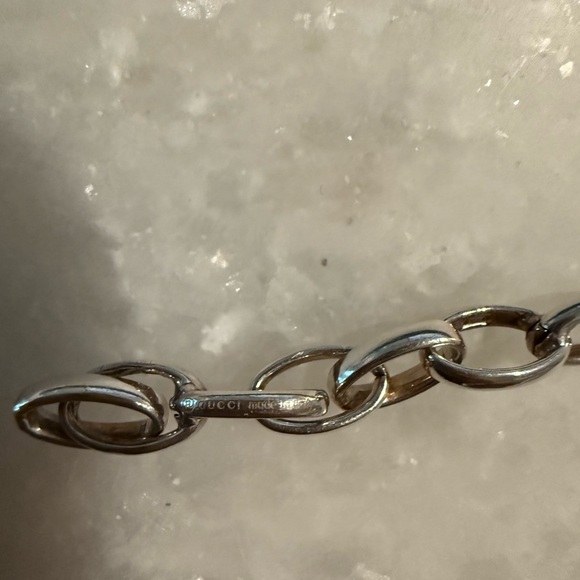 Gucci Chain Bracelet - Picture 4 of 4